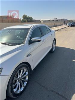 Ford Taurus